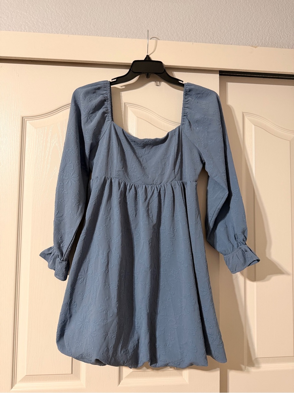 Size M Altar’d State Mini Bubble Hem Dress
